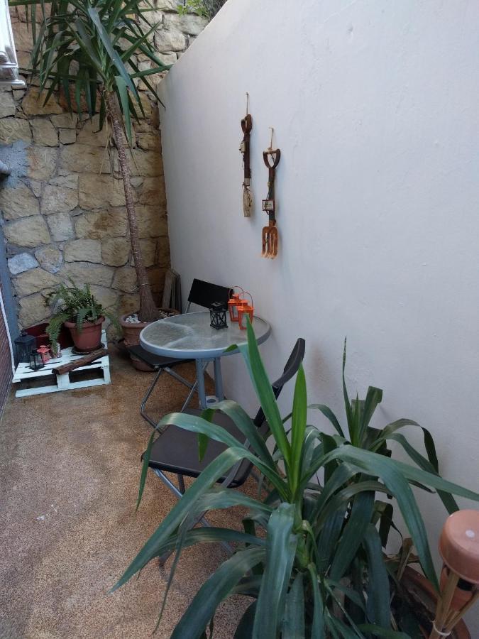 Cozy Apartment Ideally Located City Center And Megaron Moussikis Metro Station Atene Esterno foto