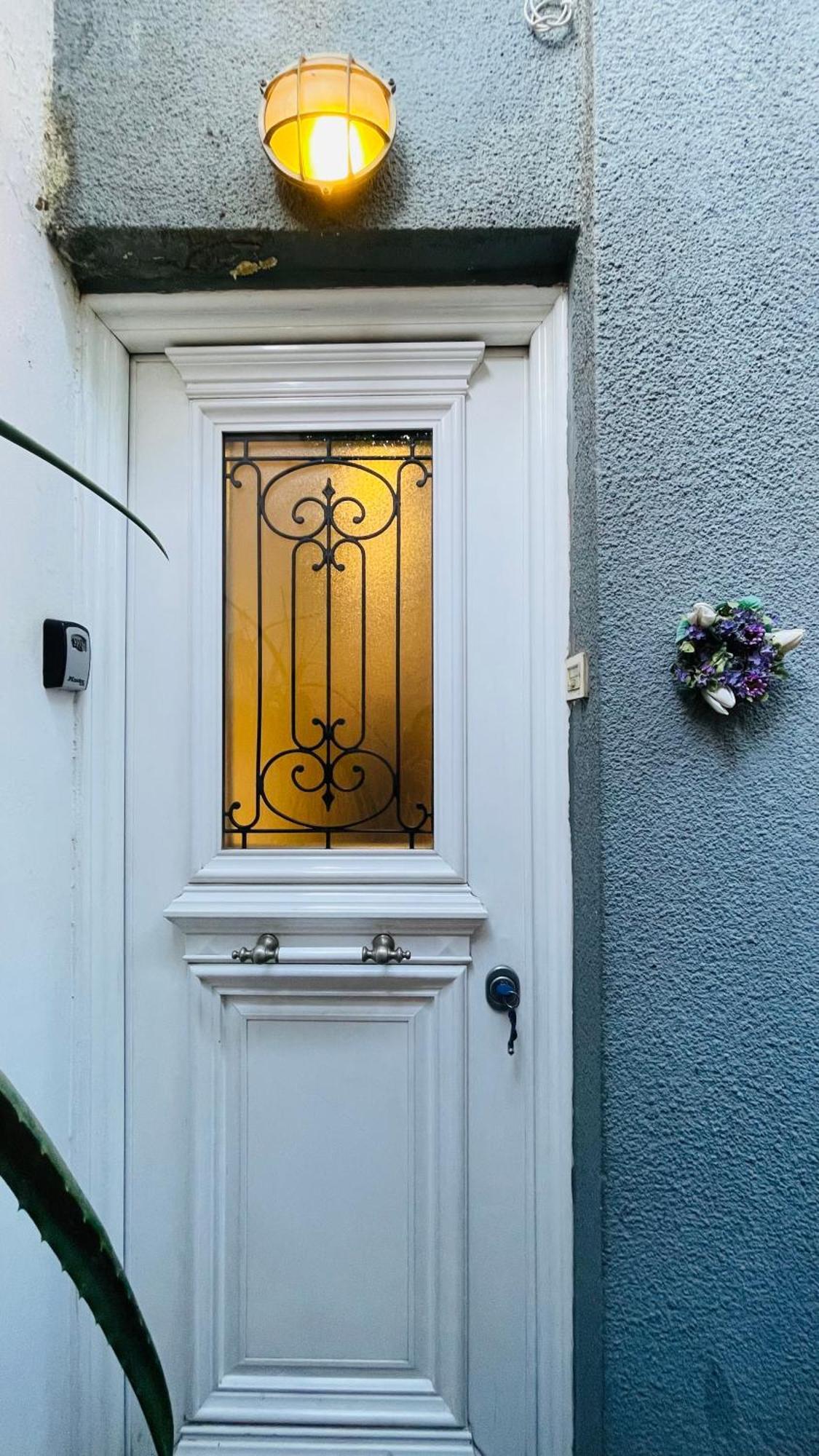 Cozy Apartment Ideally Located City Center And Megaron Moussikis Metro Station Atene Esterno foto