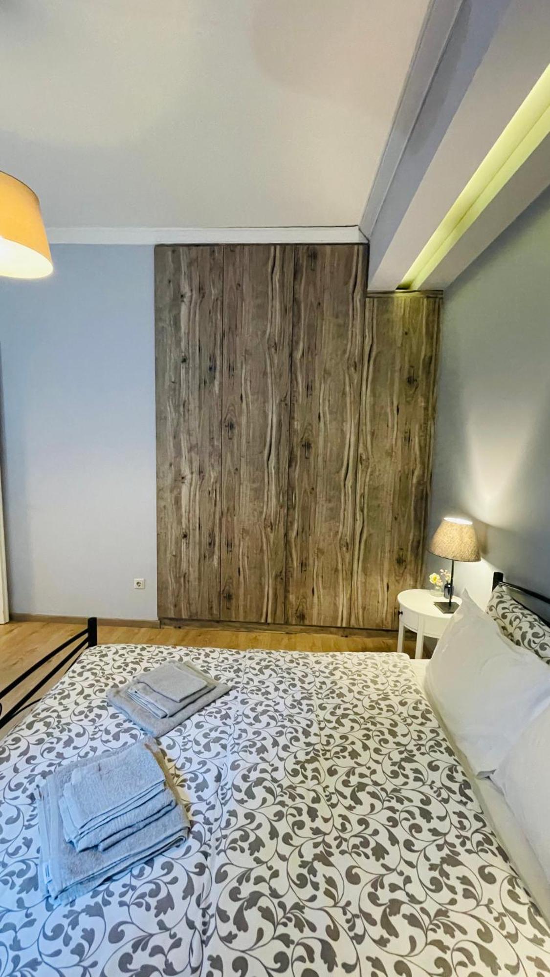 Cozy Apartment Ideally Located City Center And Megaron Moussikis Metro Station Atene Esterno foto